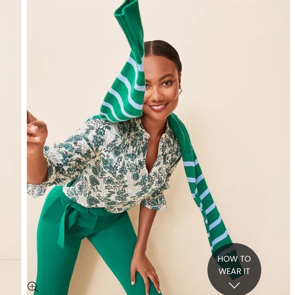 Loft floral Shirred blouse - Picture 5 of 5